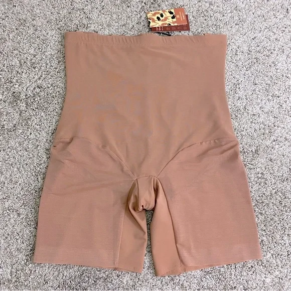 Honeylove Ladies Size 3X NWT Tan Super Power Shorts